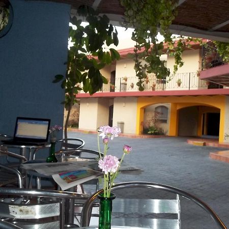 Hotel Villa Del Sol Expo Guadalajara Bagian luar foto