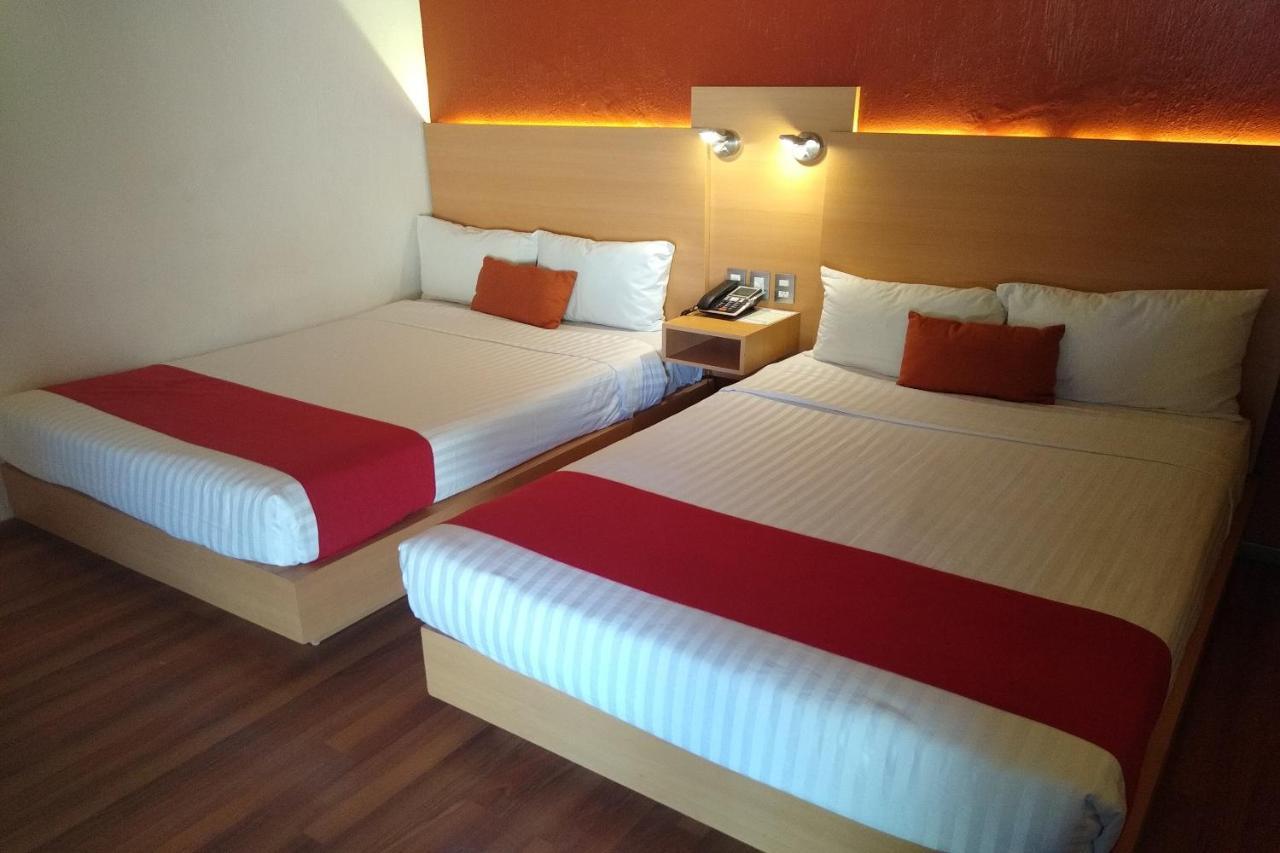 Hotel Villa Del Sol Expo Guadalajara Bagian luar foto